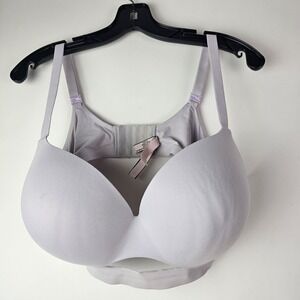 Victoria's Secret Padded Incredible Bra Lavender Purple Size 40DD No Wire